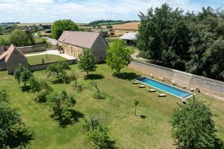 La Ferme du Château de Grisy - Piscine - Calme - Jeux - 3