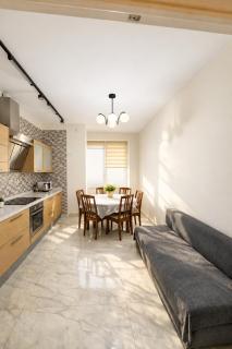 Family Apartment with Mountain View Mega Almaty - 3