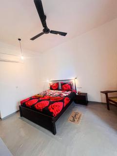 Saffron Swell Villa - 6