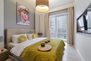 Lumina I Deluxe 2-room Apartments with Parking I AC I Balcony I Platinum Towers - 1