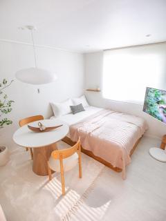 Sinchon, Hongdae in STAY MUI - 4