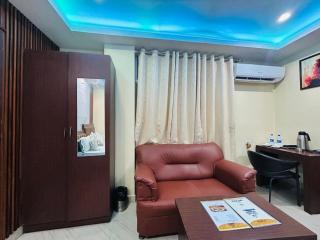 Hotel Sky View - 9