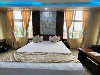 Hotel Sky View - 3