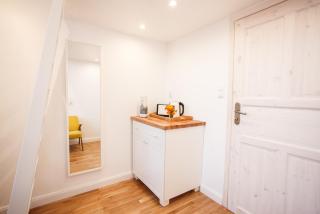 Tiny Tower Studio 6m2 with Private Bathroom in the Hall - 5
