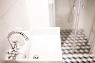 Tiny Tower Studio 6m2 with Private Bathroom in the Hall - 4