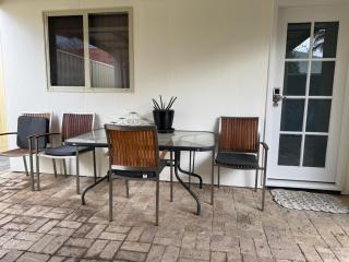 2x1 granny flat close to Perth Airport - 6