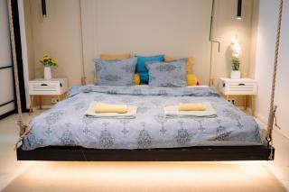 Modern , spacious 2BR apartment in top center - 5