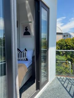 545 Residences - Extended stay property-- Min 6 nights - 5