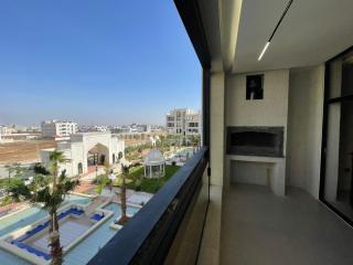 Luxury 2BR Apartment ,Big Balcony ,Gym, Pool - 1