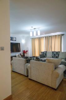 Spacious 3bedroom Duplex APT with AC located at Garden City - 5