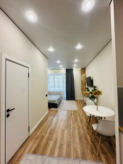Meridian Apartments - 1