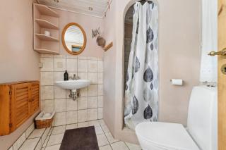 Charming 45 M House In Peaceful Setting - 3