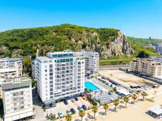 Beachfront & Sea View Apartment 110 - 8