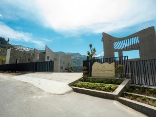 Moshams - A Home with Nature & Elegance - 7