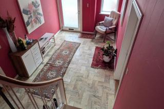 Spacious midttown apartment - 8