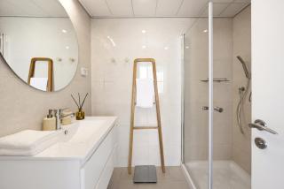 Sunny Duplex 2 BR with Parking by Holyguest - 1