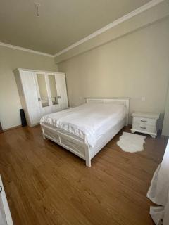 Modern & Sunny 2BR Apartment Comfortable 15th-Floor Stay - 5