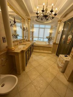 French Boulevard Luxury Apartments - 4
