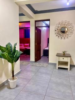 Modern 3BR Suite with Pool Access - 4