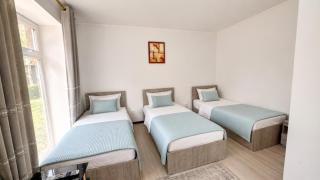 Esal Guest House - 1
