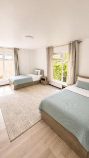 Esal Guest House - 4