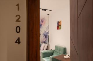 Modern Garden City Hotel Studio Downtown - 8