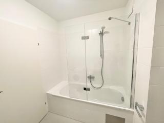 55 m2 Apartment with Balcony & Free Parking - 9