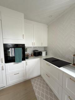 Asanzo Historic Attic-Traditional Norwegian Home & Warm Indian Hospitality - 2