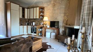To Petrino, Stylish Stone House, Elani - 1