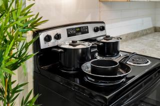 Piccolo Suites Grand Apartments - 6