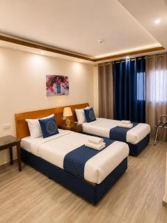 Sky Royal Hotel - 8