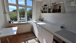 Stor lejlighed byggeforeningshus i roligt kvarter - 1