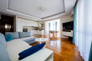 Al Parma City Apartment - 9
