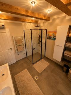 Luxury Panorama Villa • Pool, Quadro Sauna & Views - 9