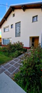 Pioneros, Departamentos en el centro de Bariloche - 2
