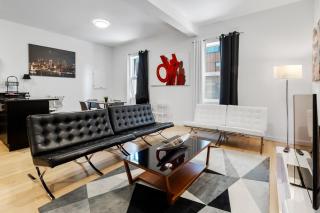 Downtown MTL Metro Access Chic 2BR Stay - 0