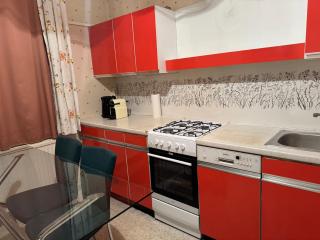 Old-School Central Apartment with Balcony - 3