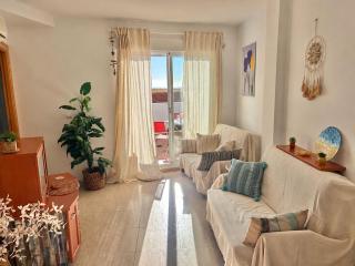 Terrace with Stunning View 5 Min to Beach - 9