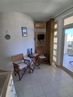 Yamas cosy apartment in Lagada Bay - 2