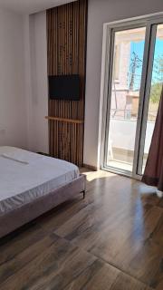 Laska Studio Apartments - 1