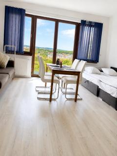 Cozy Studio Apartment with a Beautiful View - Close to Center - 0