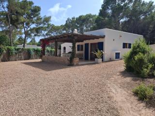 A beautiful villa close to the beach - 9