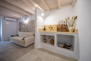 Myron's Samos Stone House - 8
