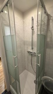City Home Stay Apartments - 6