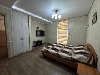 Holiday House - 0