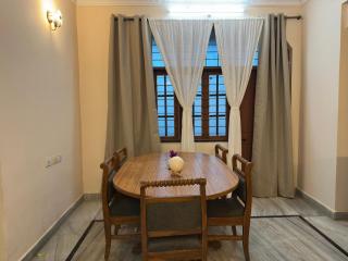 Star Guest House - Premium 3BHK Serviced Apartment - 3