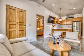 Private Paradise Villa, Steps to Beach & Town - 0