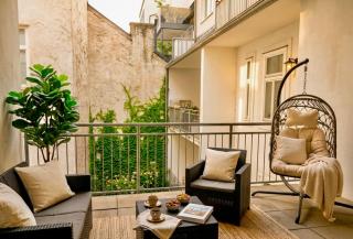 100 m2 Apartment with Balcony & Free Parking - 8