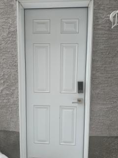 2 Bedroom 1 Bath Basement suite, Near Kildona Mall - 4