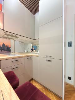 Mirror Boutique Studio Prague 1 - 7